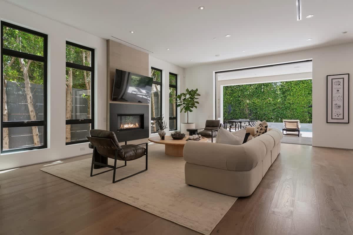 Villa Croft | Beverly Hills Luxury Hideaway gallery image 3