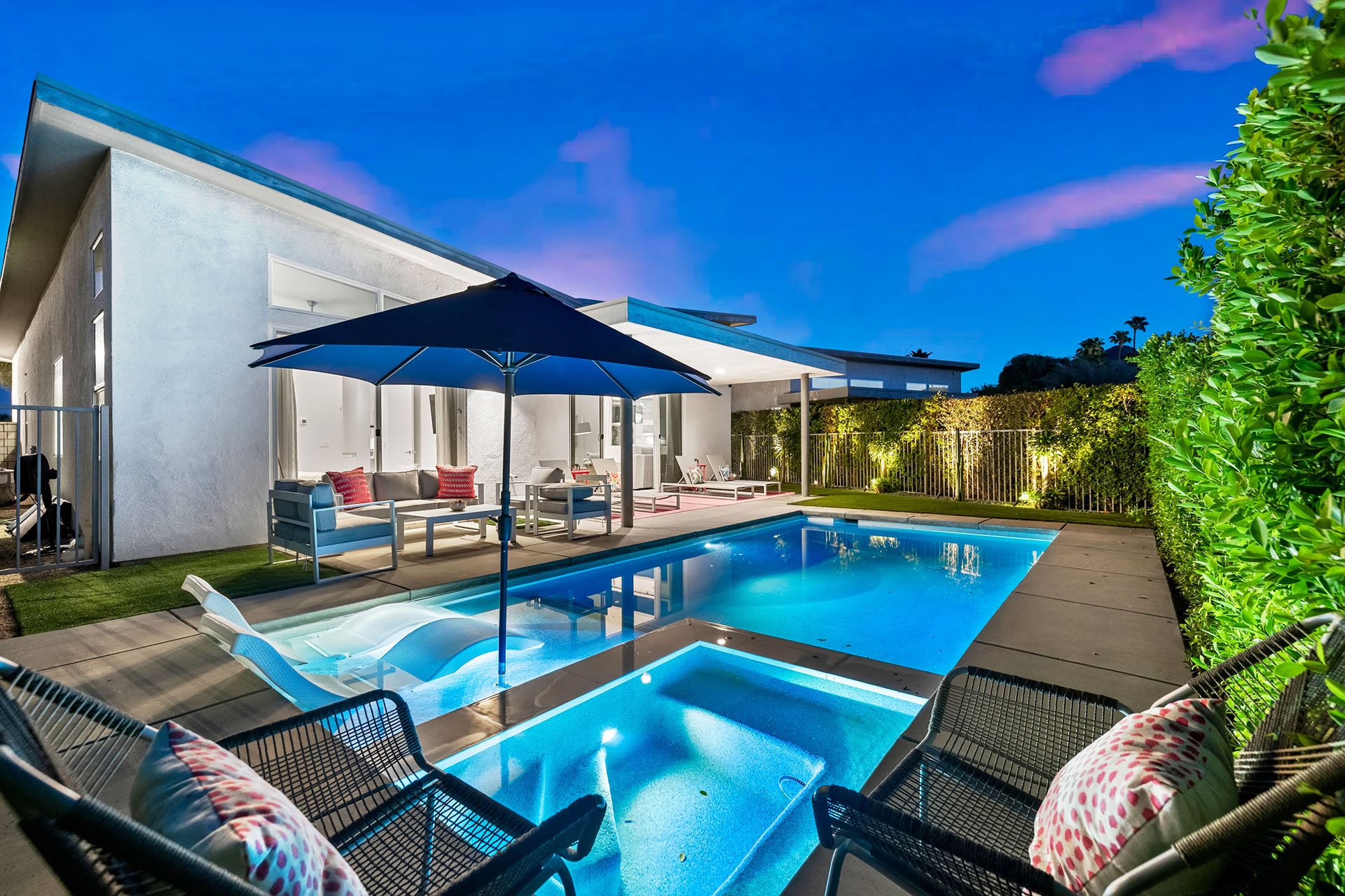 Harlow House